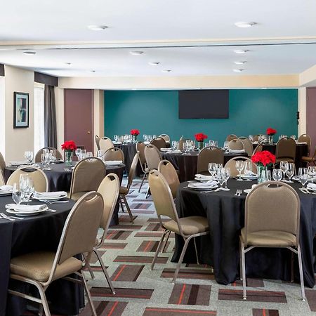 Four Points By Sheraton Buffalo Grove Exterior foto