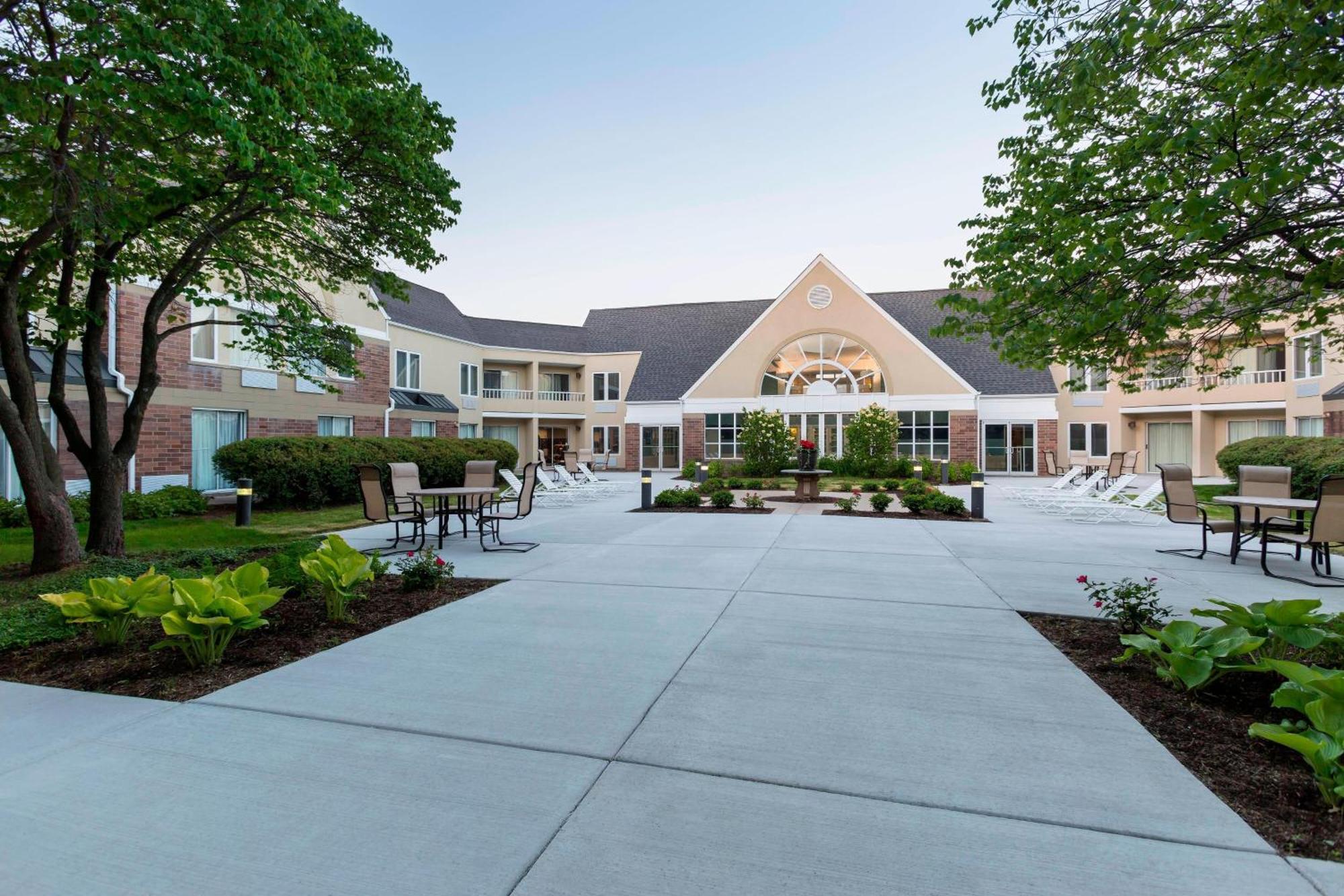 Four Points By Sheraton Buffalo Grove Exterior foto